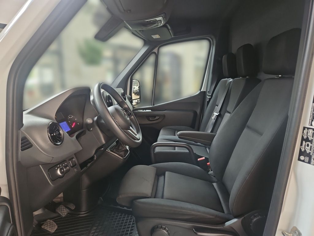 Fahrzeugabbildung Mercedes-Benz Sprinter 317 Koffer LBW 4.325 Navi RFK SHZ Klima