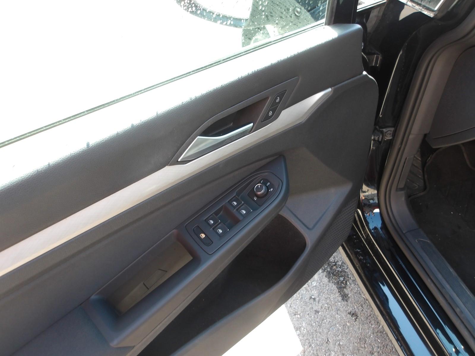 Volkswagen Golf VIII Lim. Life DSG *LED*NAVI*EXP. 12790*, миниатюра 19