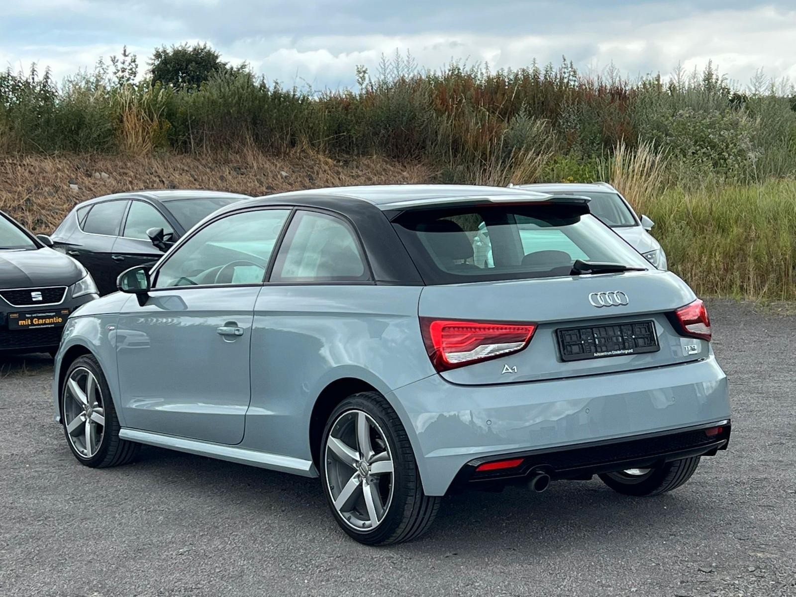 Audi A1 S-Line +Navi+SHZ