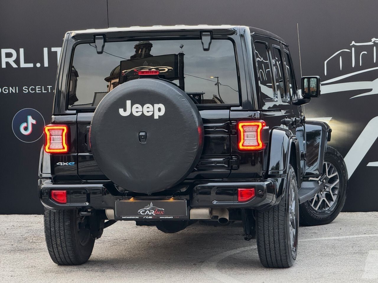 Jeep Wrangler Unlimited 2.0 PHEV Sahara 4XE 272C imagem 3