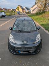 Peugeot 107, Automatik, BJ 2013, 118.000km - Peugeot 107 mit Benzin-Antrieb: Kleinwagen, Automatik
