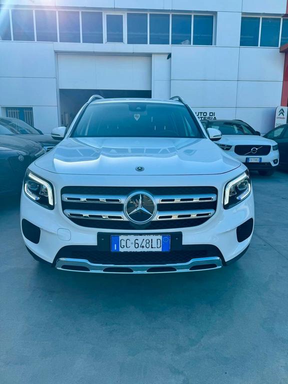 Mercedes-Benz GLB 180