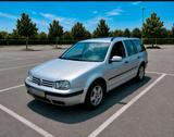 Volkswagen GOLF 4  1.6  .AUTOMATIK - Volkswagen Golf aus 2001: Kombi