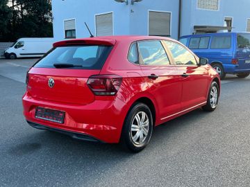 Volkswagen Polo - 8
