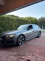 Audi A4 B9 Avant  aus 1. Hand, top gepflegt! - Audi A4: Kombi, 1.9