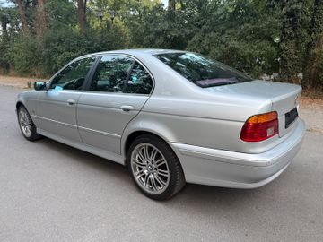 BMW 520 - 9