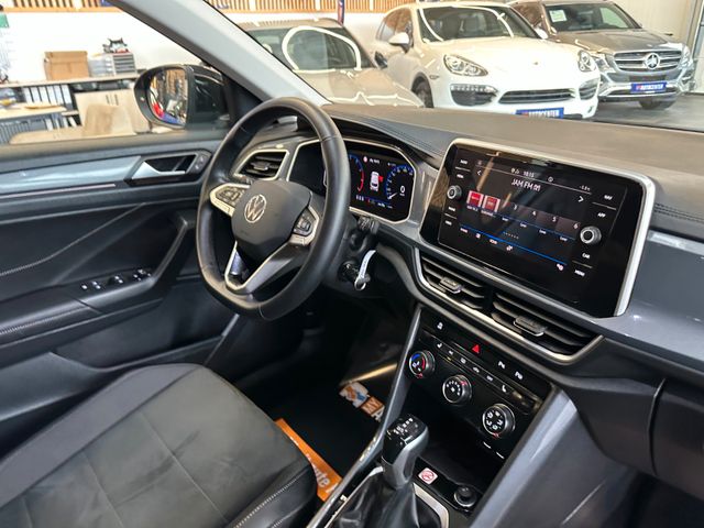 Volkswagen T-Roc Style *1. Hand*Klima*SHZ*AppConnect*DAB*BT
