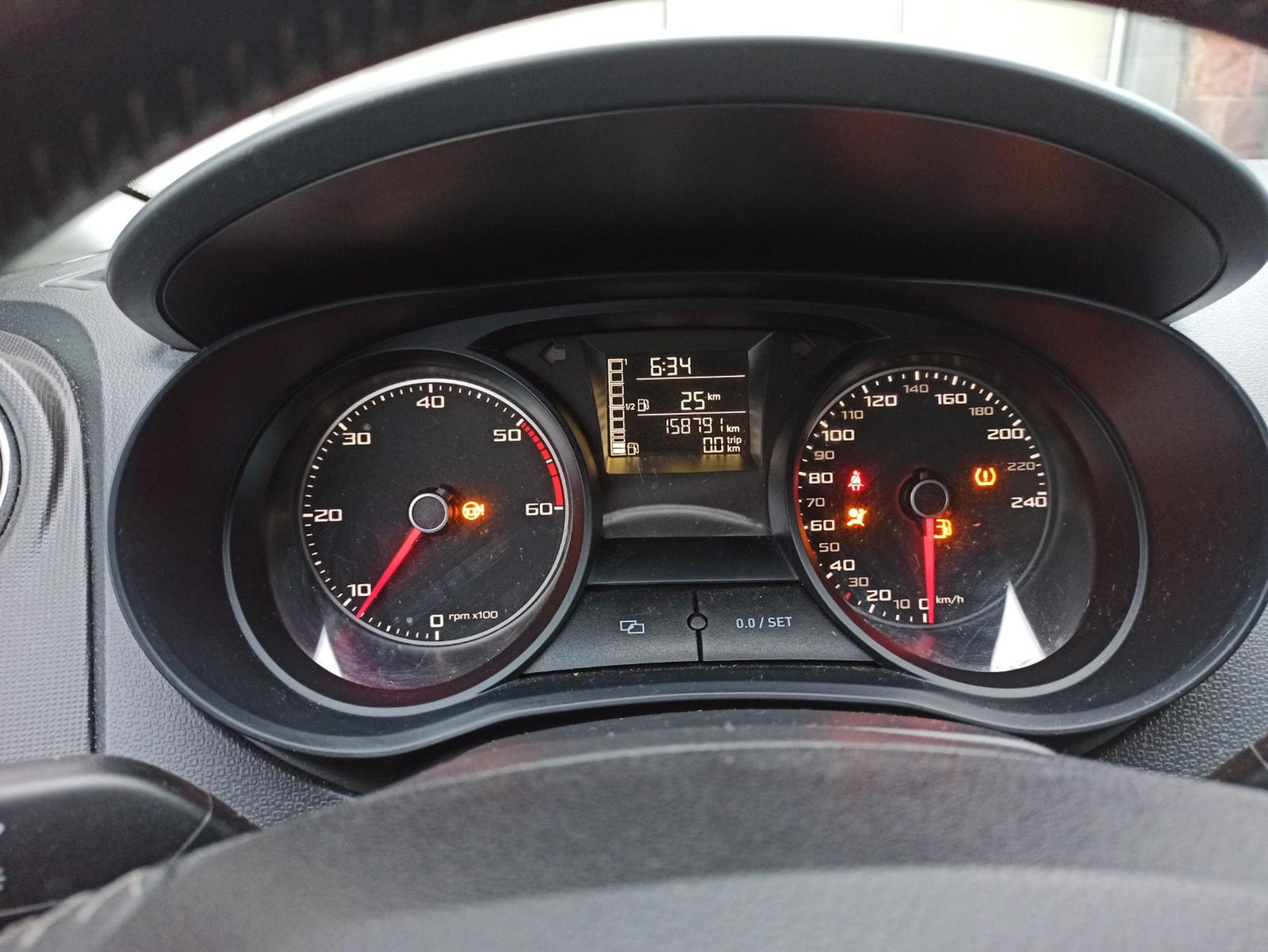 Seat Ibiza 2013 — photo 8