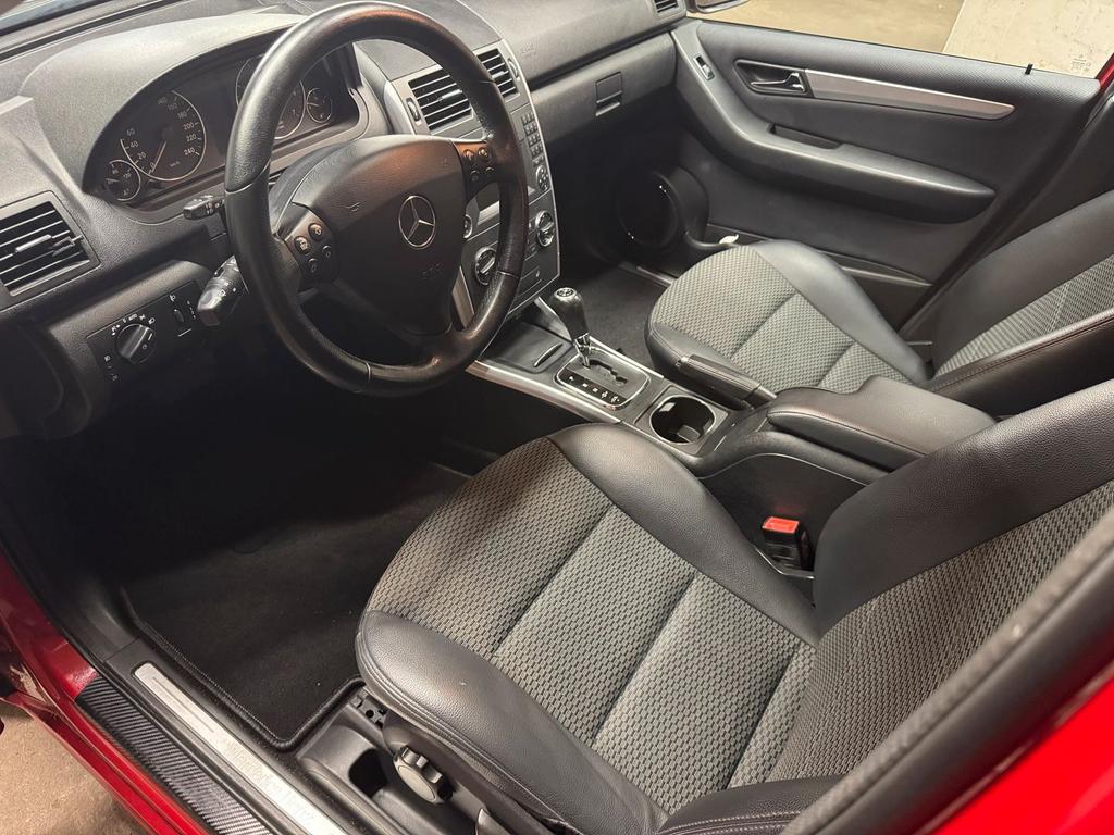Mercedes-Benz A 160