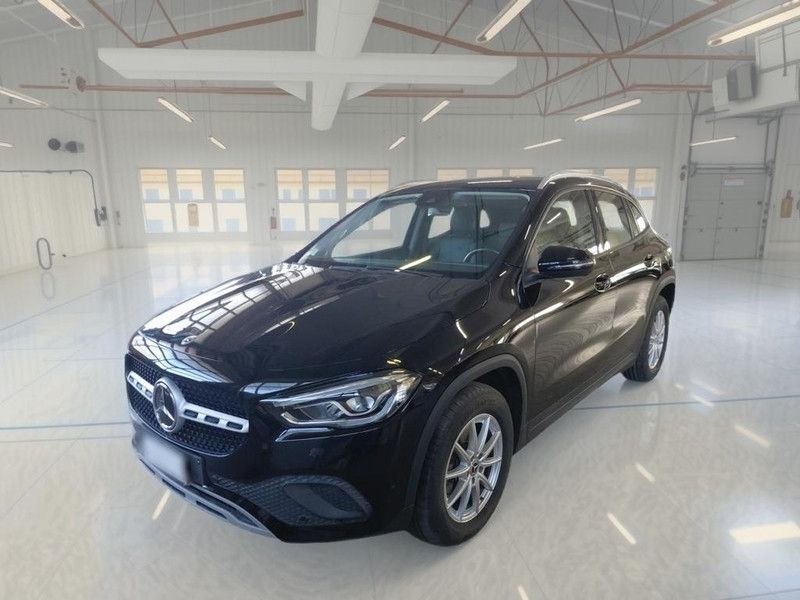 Mercedes-Benz MERCEDES-BENZ GLA 200 D AUTOMATICO BUSINESS EXTR