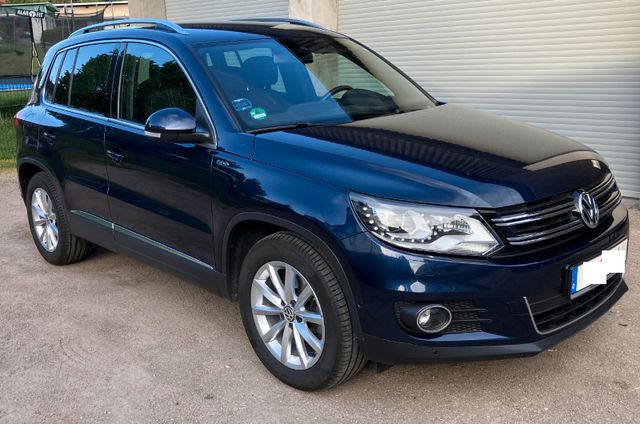 Volkswagen Tiguan Sport & Style Xenon Navi Kamera 1.Hand