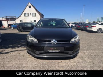 Volkswagen Golf - 2