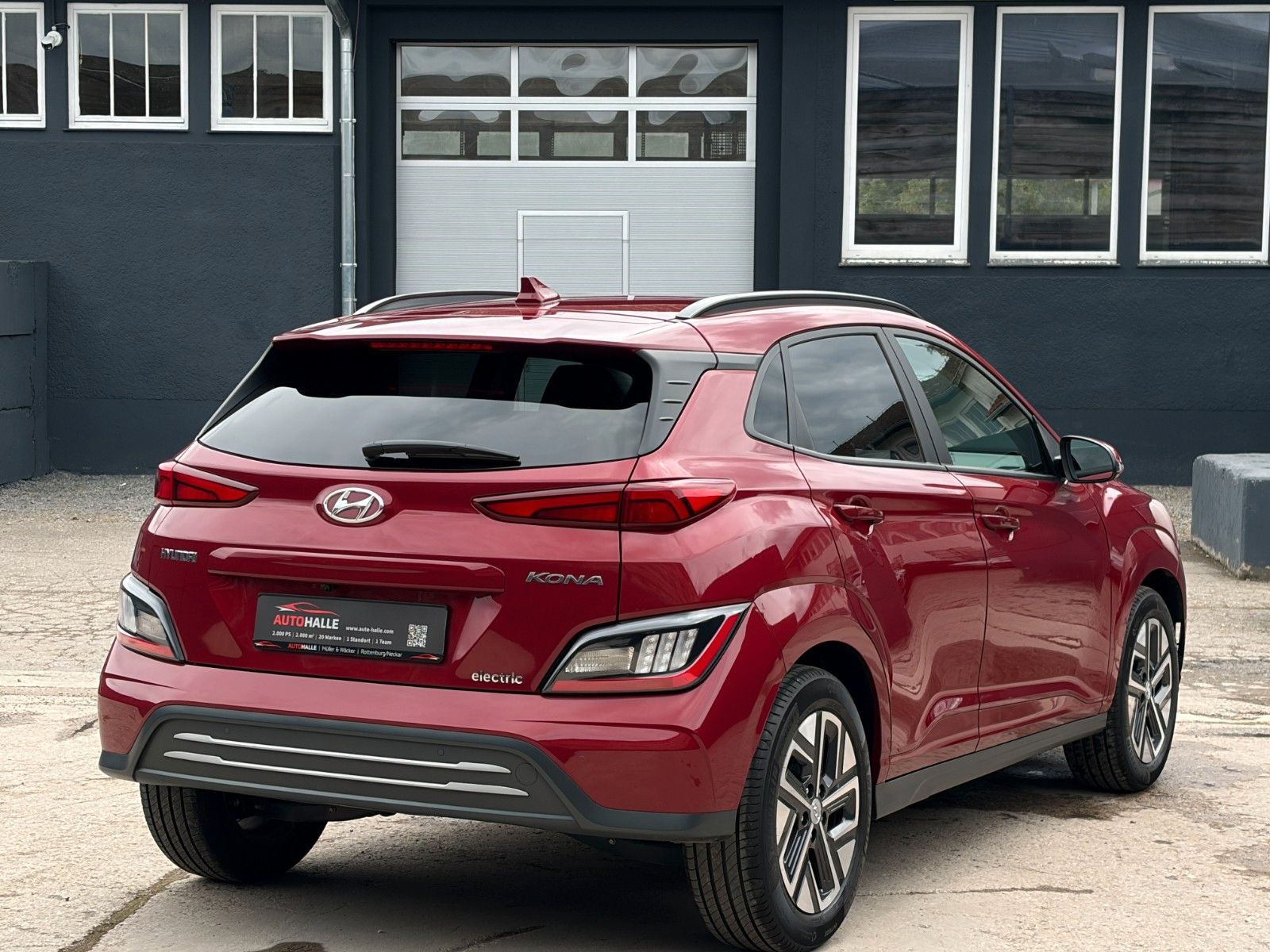 Fahrzeugabbildung Hyundai KONA E Trend ACC PDC CAM SHZ LHZ Navi CarPlay