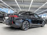 BMW i5 M60 xDrive Limousine M Sport HUD PANO - mit Elektro-Antrieb: Leder