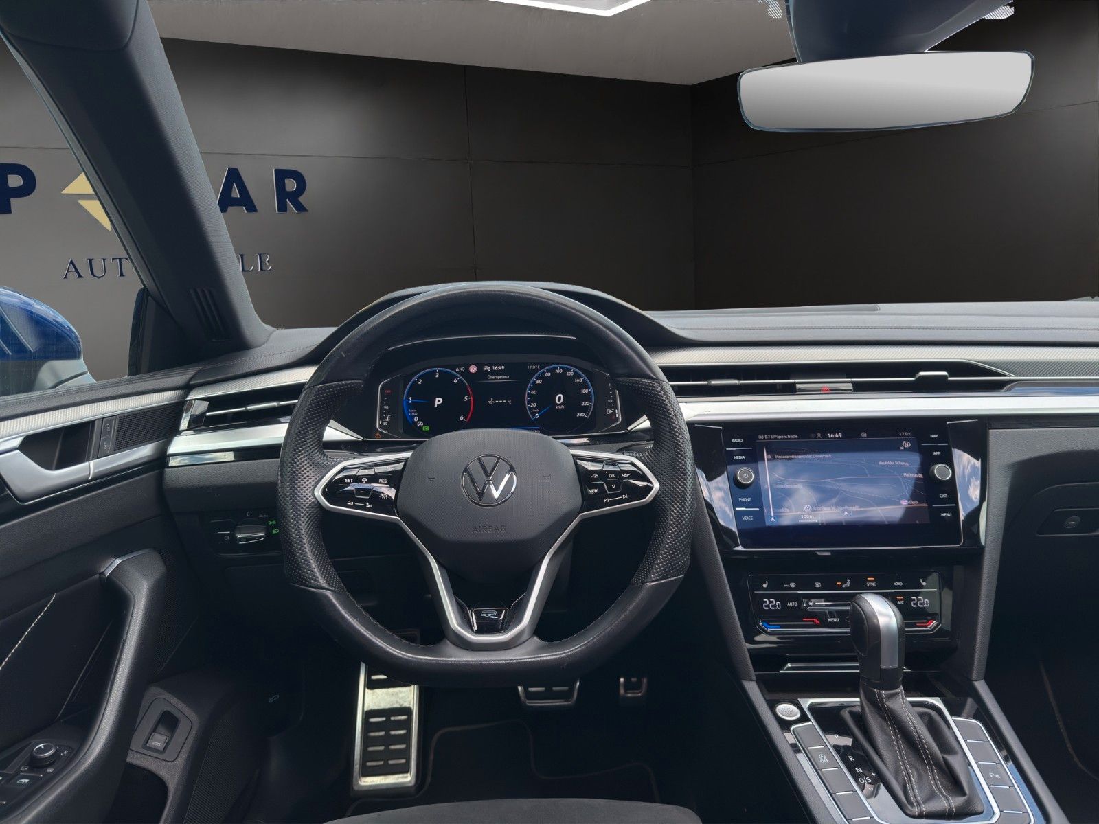 Fahrzeugabbildung Volkswagen Arteon R-Line *Pano*Kamera*Ambiente*ACC*Carplay