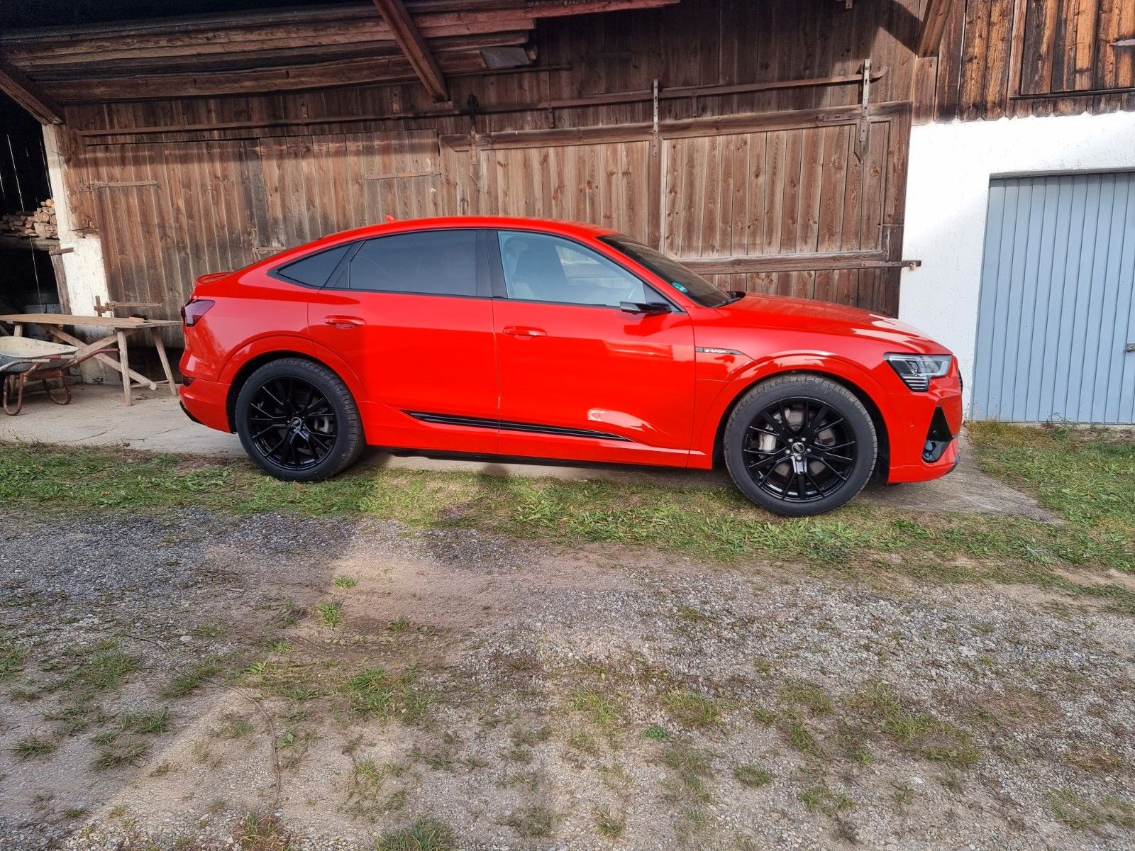 AUDI e-tron 50 quattro S line neuwertig