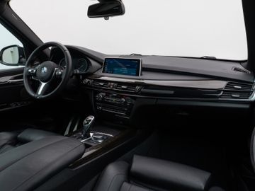 Fahrzeugabbildung BMW X5 xDr 30d M Sport Pano HUD H/K AHK  Comfort 20'