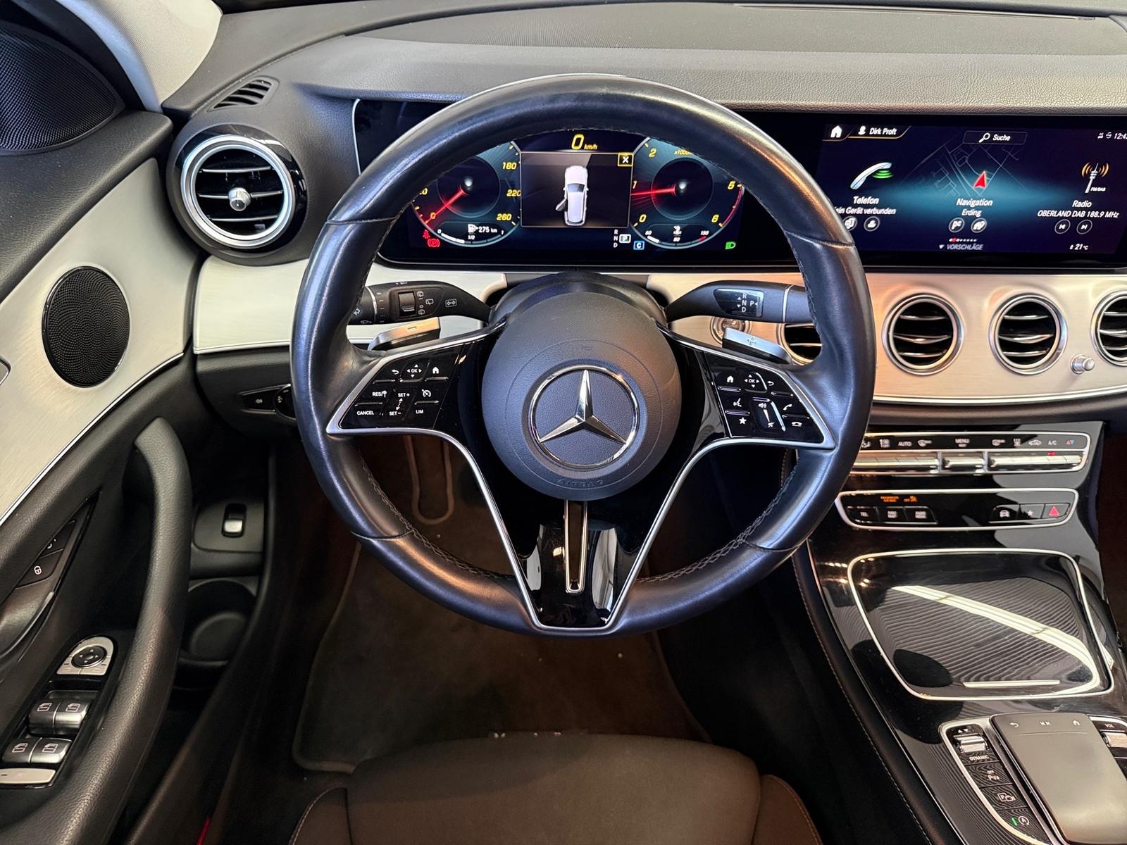 Mercedes-Benz E 220 T-Modell*LED-high*Navi*Kamera*AHK*Tempo*