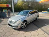 Mercedes-Benz Mercedes R-Klasse 320 CDI Lang - Mercedes-Benz E 320 in Dortmund