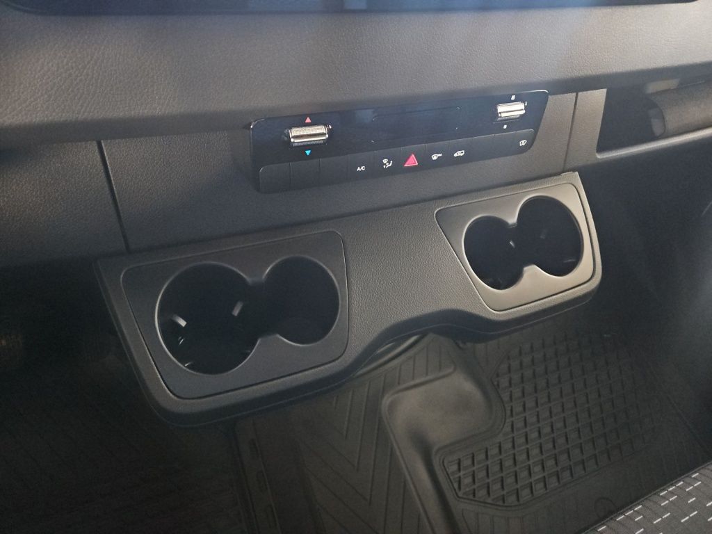Fahrzeugabbildung Mercedes-Benz Sprinter 319 Kasten SELECT L3H2 LED SHZ RFK AHK