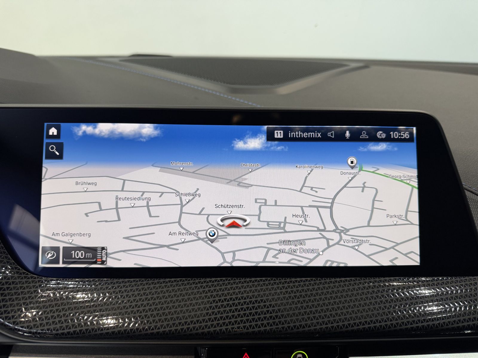 Fahrzeugabbildung BMW 218i AHK, Harman & Kardon, Lenkradheizung DAB