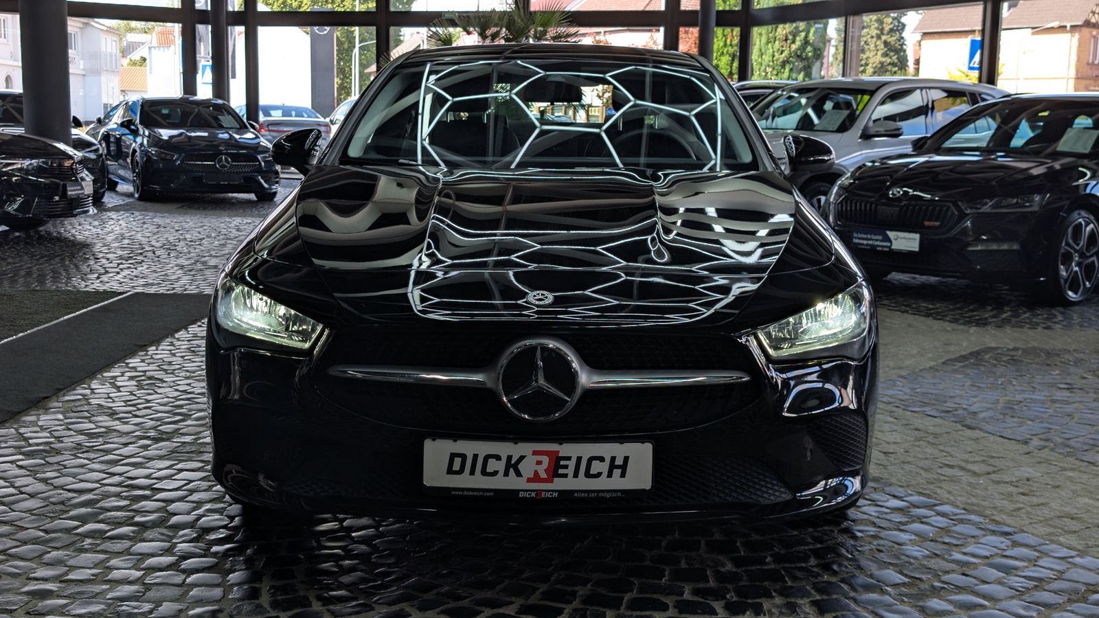 Mercedes-Benz CLA 200 d Coupé LED KAM LEDER MBUX KEYLESS AHK foto 2