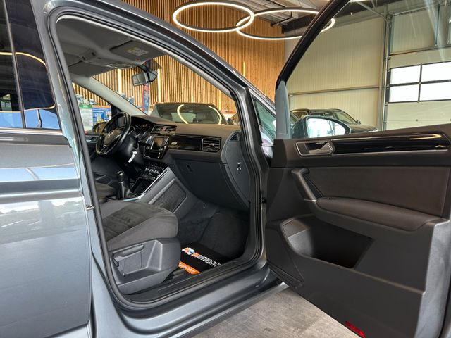MYAUTOCENTER – Gebraucht- und Jahreswagen mit Werkstattservice in Pfaffenhofen Volkswagen Touran *7.SITZER*ACC*NAV*SZHZ*LED*ALCANTARA*
