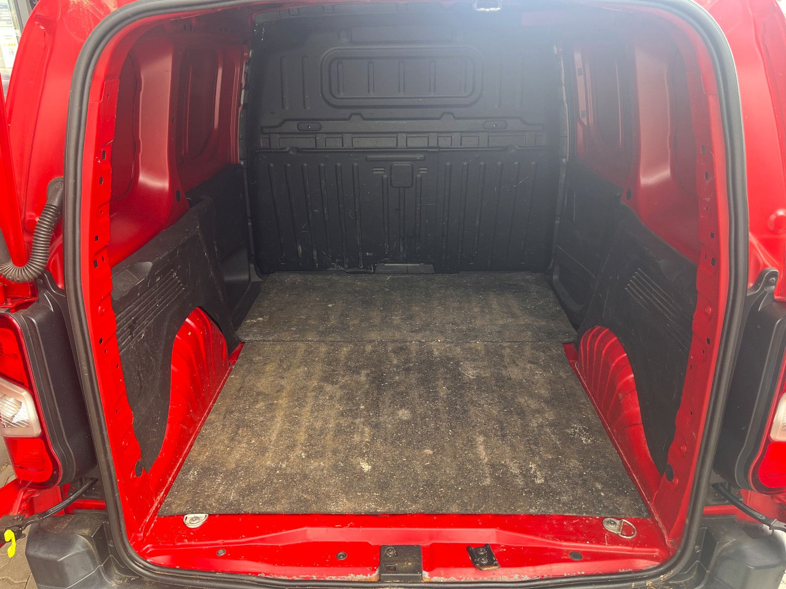 Fahrzeugabbildung Opel Combo E Cargo Edition