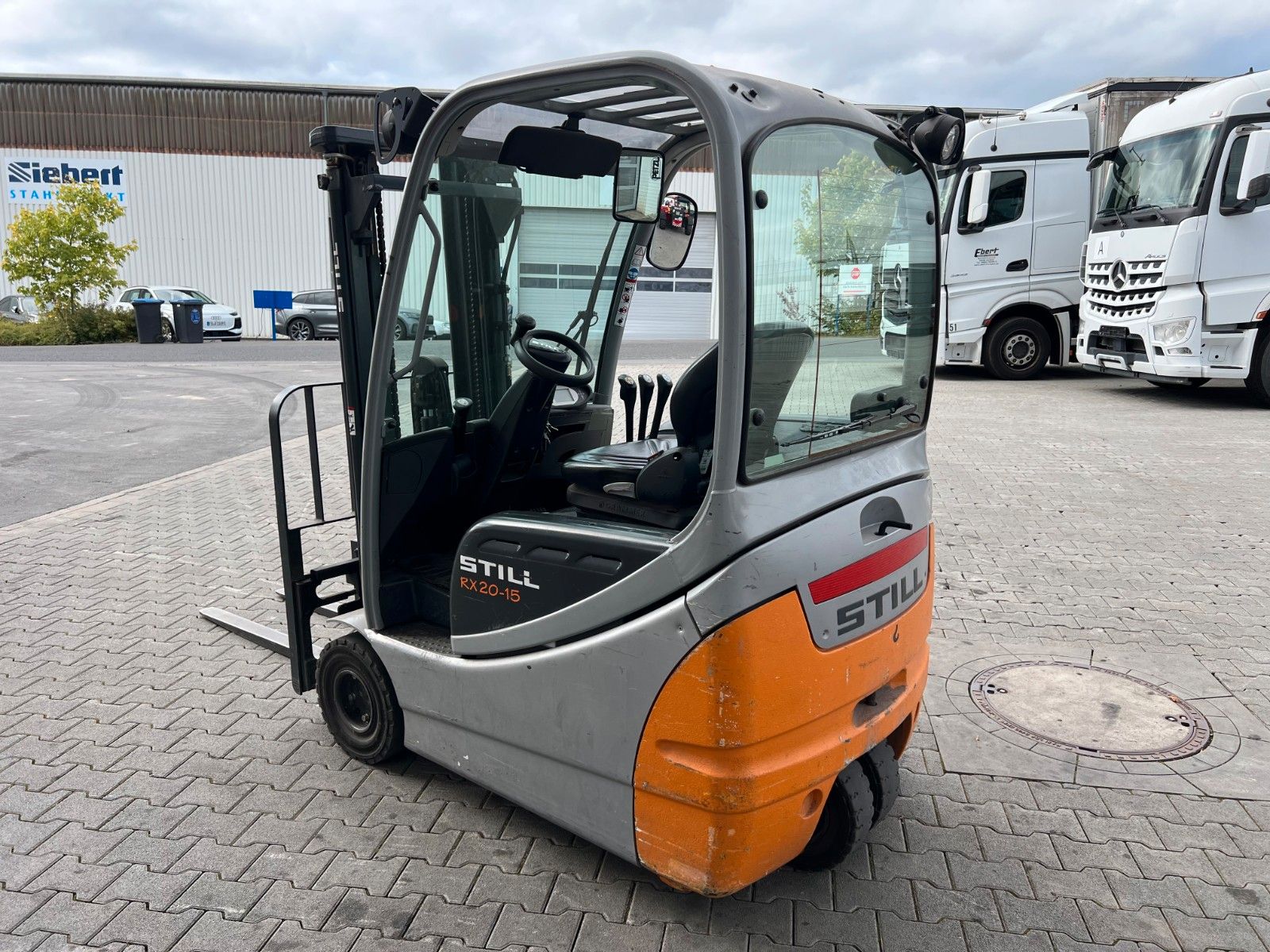 Fahrzeugabbildung Still RX 20-14 / Triplex: 4,3m / 1.447h / SS / 03.2020
