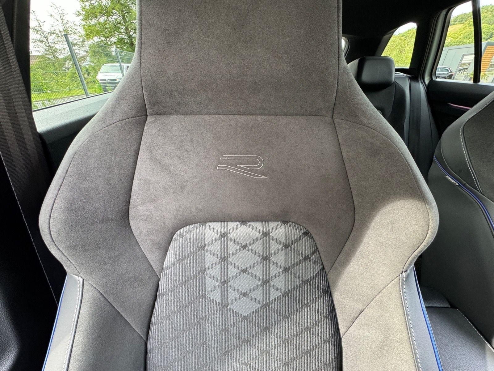 Volkswagen Golf VIII Variant R-Line 1.5 TSI APP*ACC*LED!!, миниатюра 26