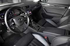 SKODA Superb Combi 2.0 TDI L&K 4x4*Massage*LED*ACC*PSD