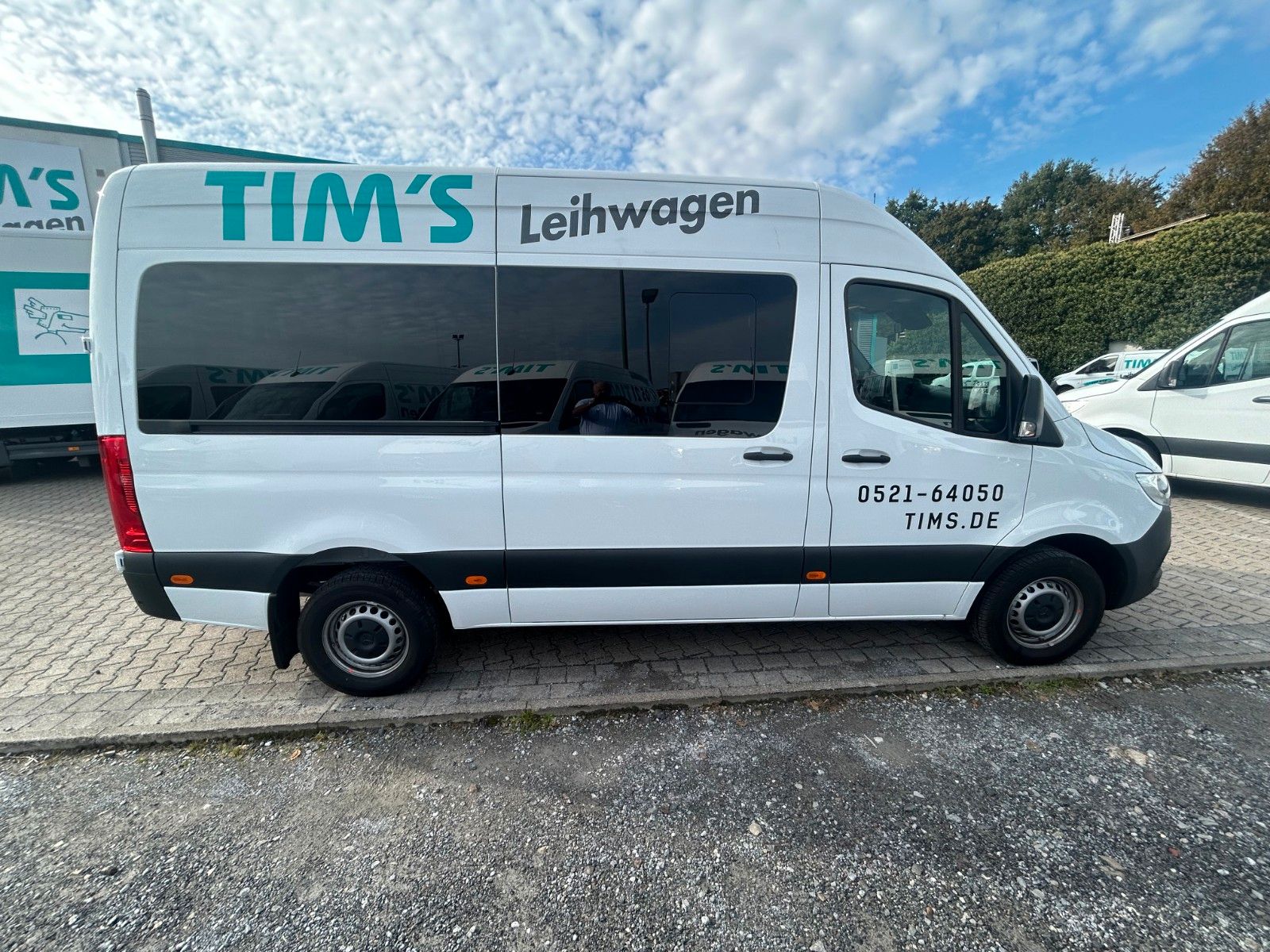 Fahrzeugabbildung Mercedes-Benz Sprinter III  317 CDI Tourer RWD