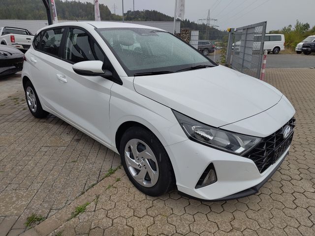 Hyundai i20 1.0 T-GDI Sitz- und Lenkradheizung