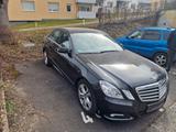 Mercedes-Benz E 350 4MATIC AVANTGARDE  - Mercedes E-Klasse mit Schiebetür