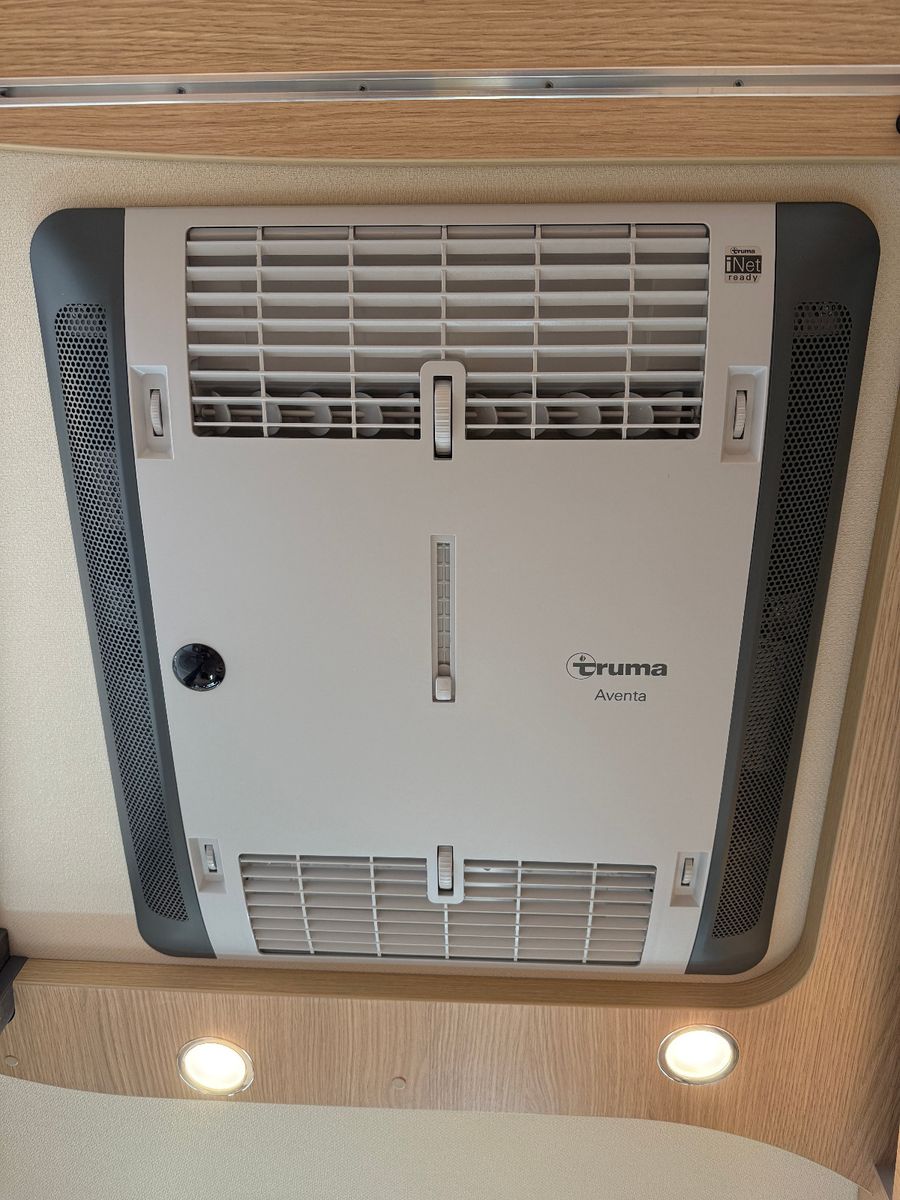 Fahrzeugabbildung HYMER / ERIBA / HYMERCAR B-Klasse ML T BlackLine 780 - Vollausstattung!