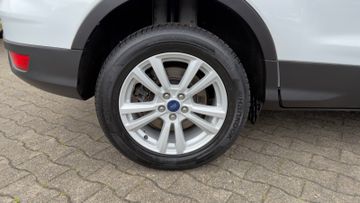 Ford Kuga - 10