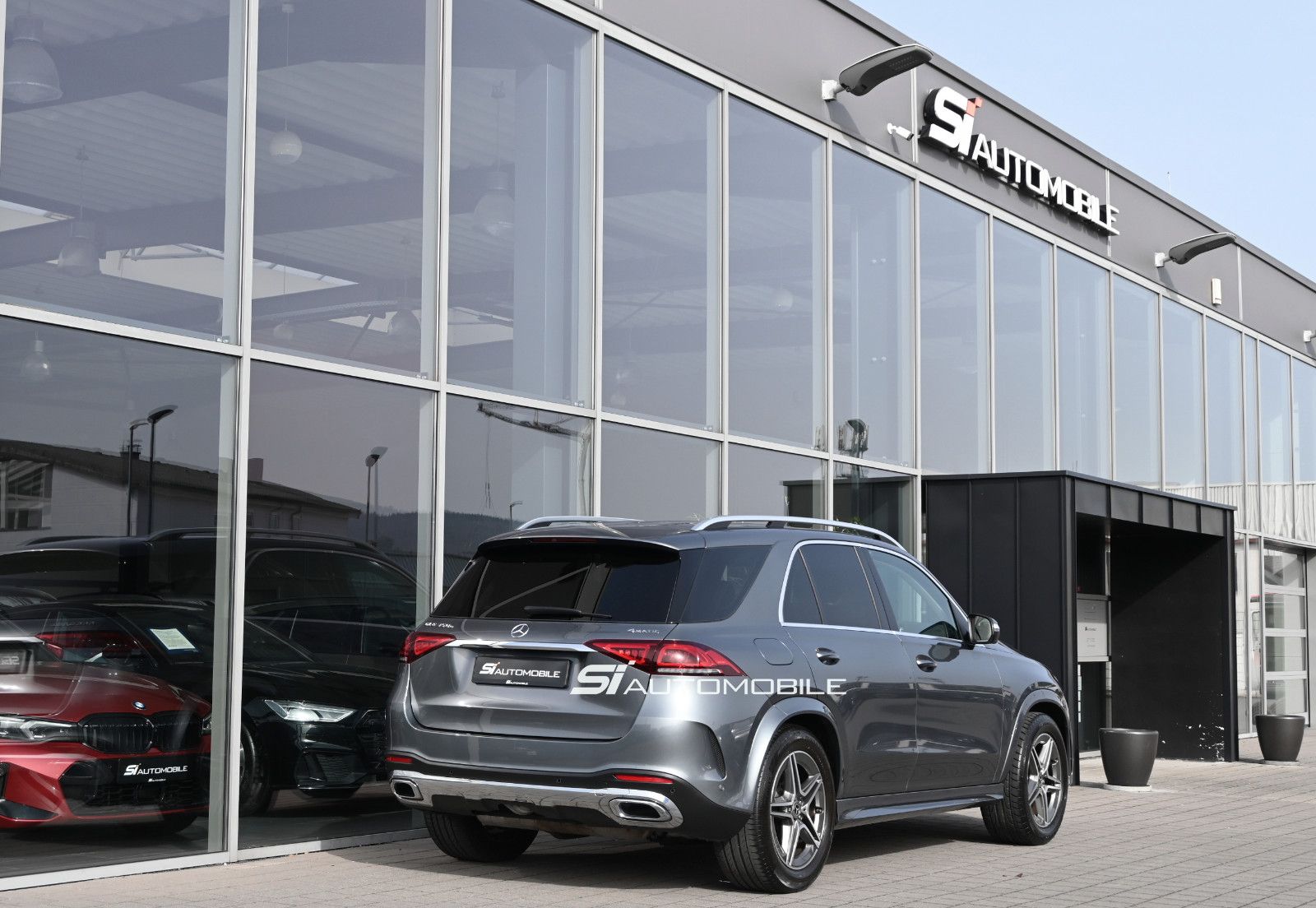 Fahrzeugabbildung Mercedes-Benz GLE 350 e 4M AMG °ACC°AHK°AIRMATIC°360°4-ZONEN