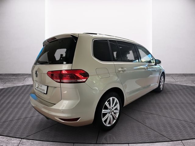 Fahrzeugabbildung Volkswagen Touran 2.0 TDI DSG Highline AHK NAVI ACC RFK GJR