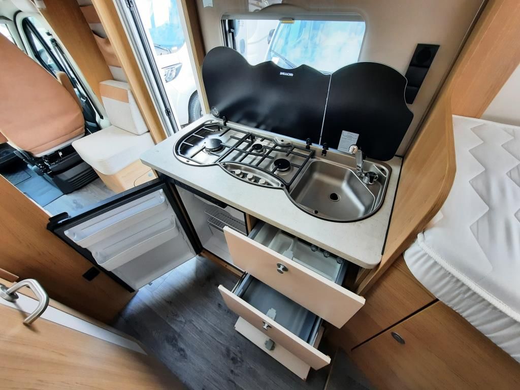 Fahrzeug Übersicht 17 Fahrzeugabbildung LMC Cruiser V 646 G beschädigt/HÄNDLER UND GEWERBE