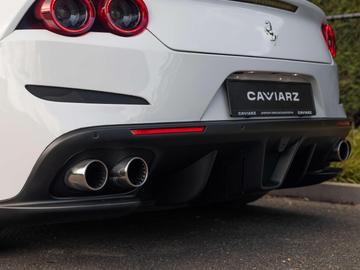 2021 Ferrari GTC4LUSSO — миниатюра 28