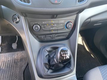 Bild 11 Ford Kuga Trend AHK PARKPILOT SYNC