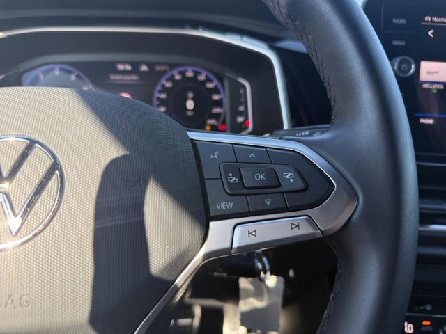 T-Roc R-Line 1.5 TSI DSG LED ACC Apple CarPlay