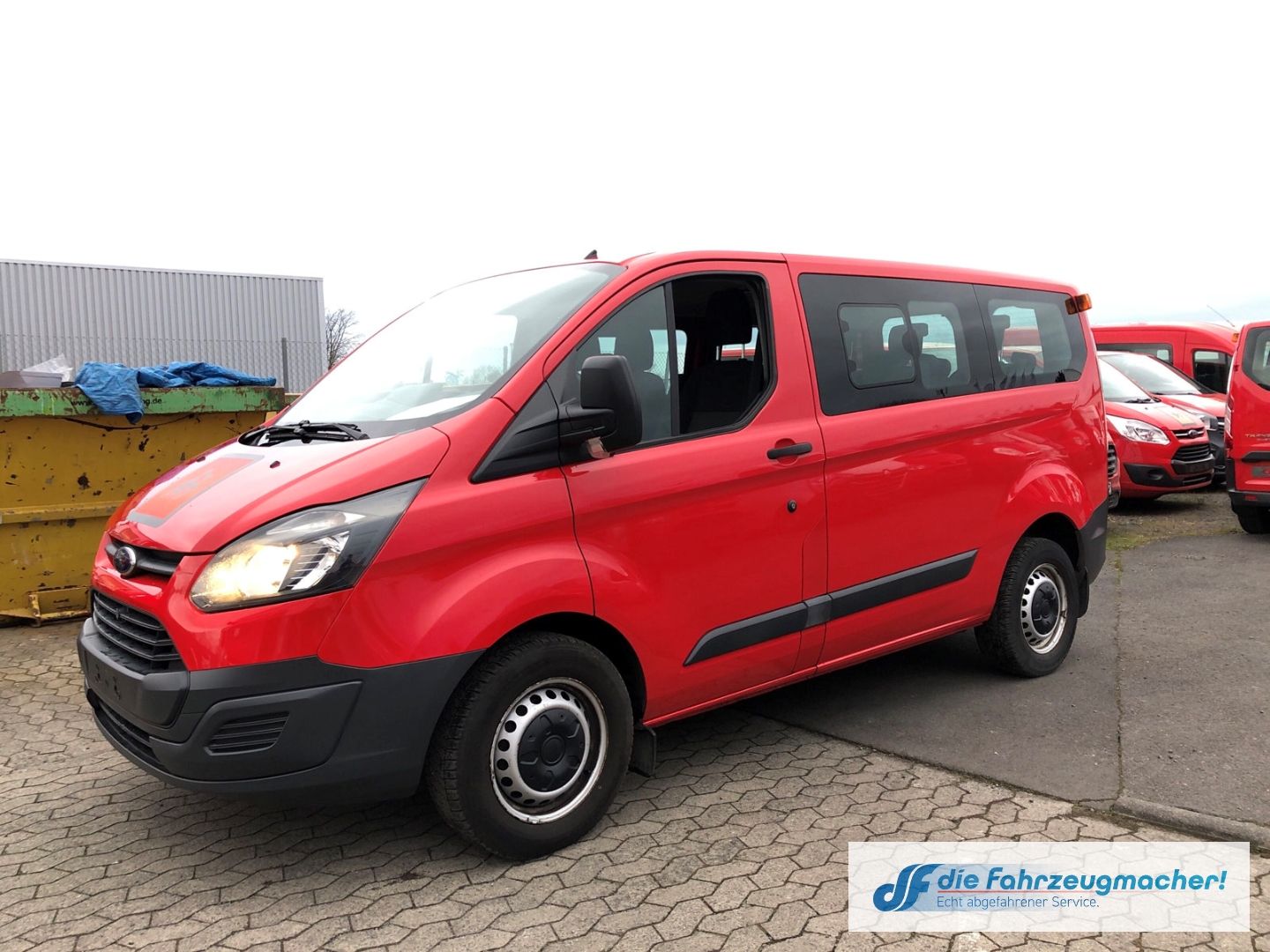 Fahrzeugabbildung Ford Transit Custom Kombi 300 L1 2.2 TDCi *2190