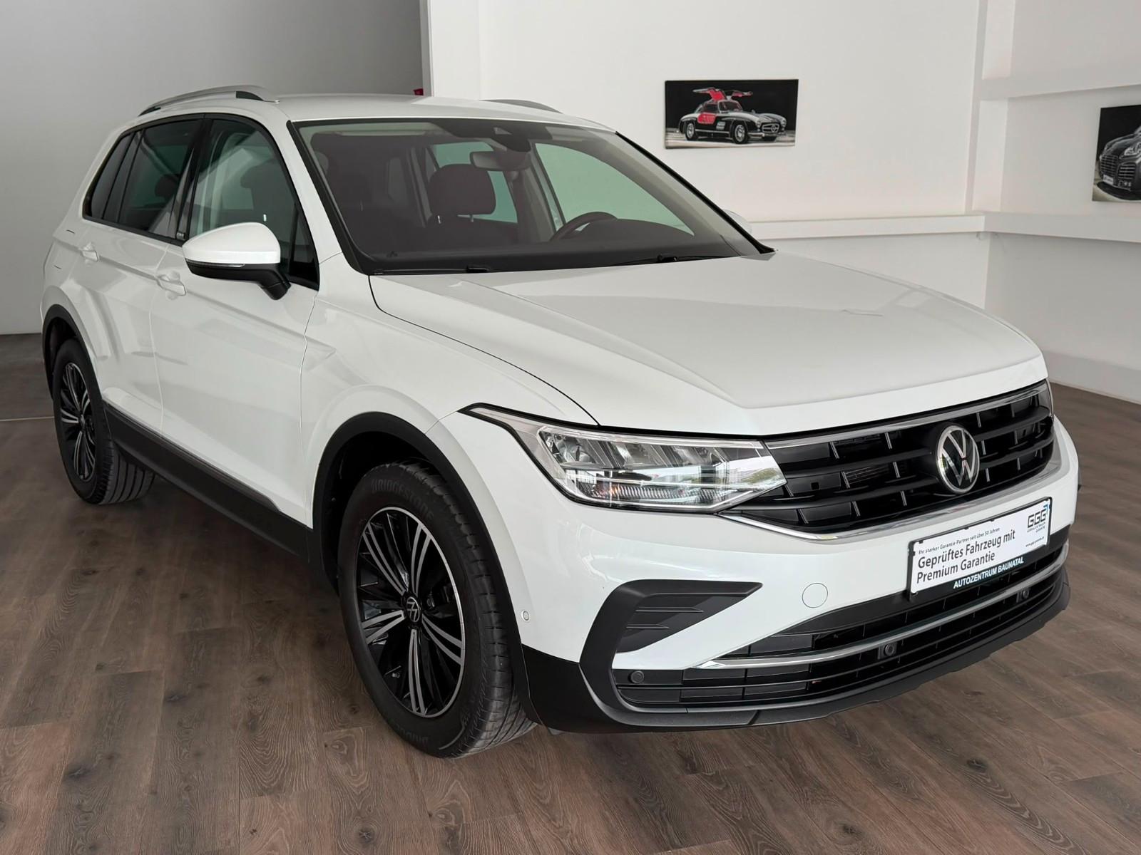 Volkswagen Tiguan Active LED+NAVI+RFK+KLIMA
