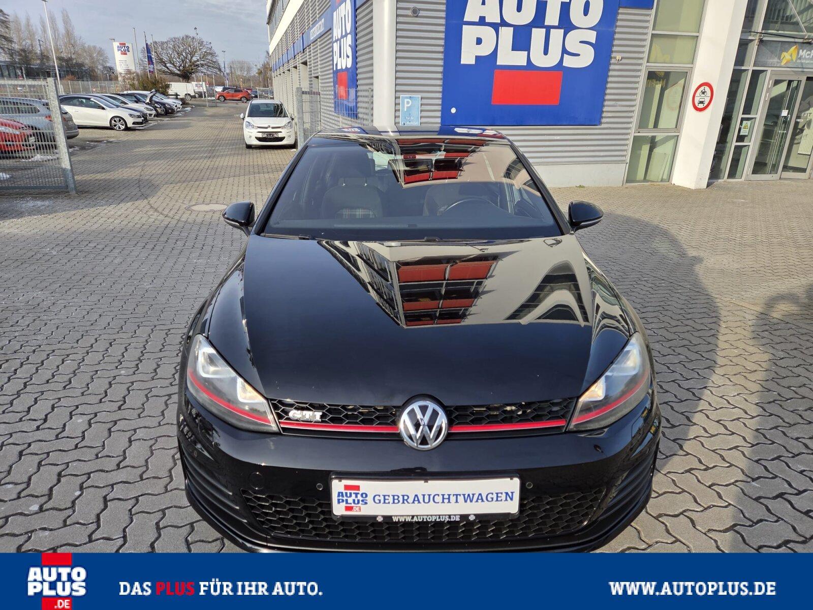 Volkswagen Golf GTI Performance PDC+SITZHZG+XENON+1. HAND+G