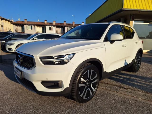 Volvo VOLVO XC40 D3 AWD Geartronic Business Plus N°GB2