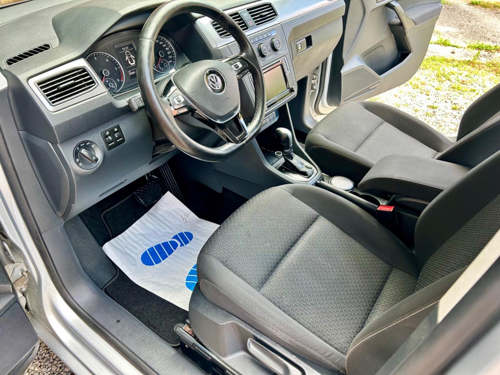 Volkswagen Caddy PKW Trendline BMT