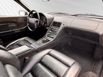 1991 Porsche 928 照片 9