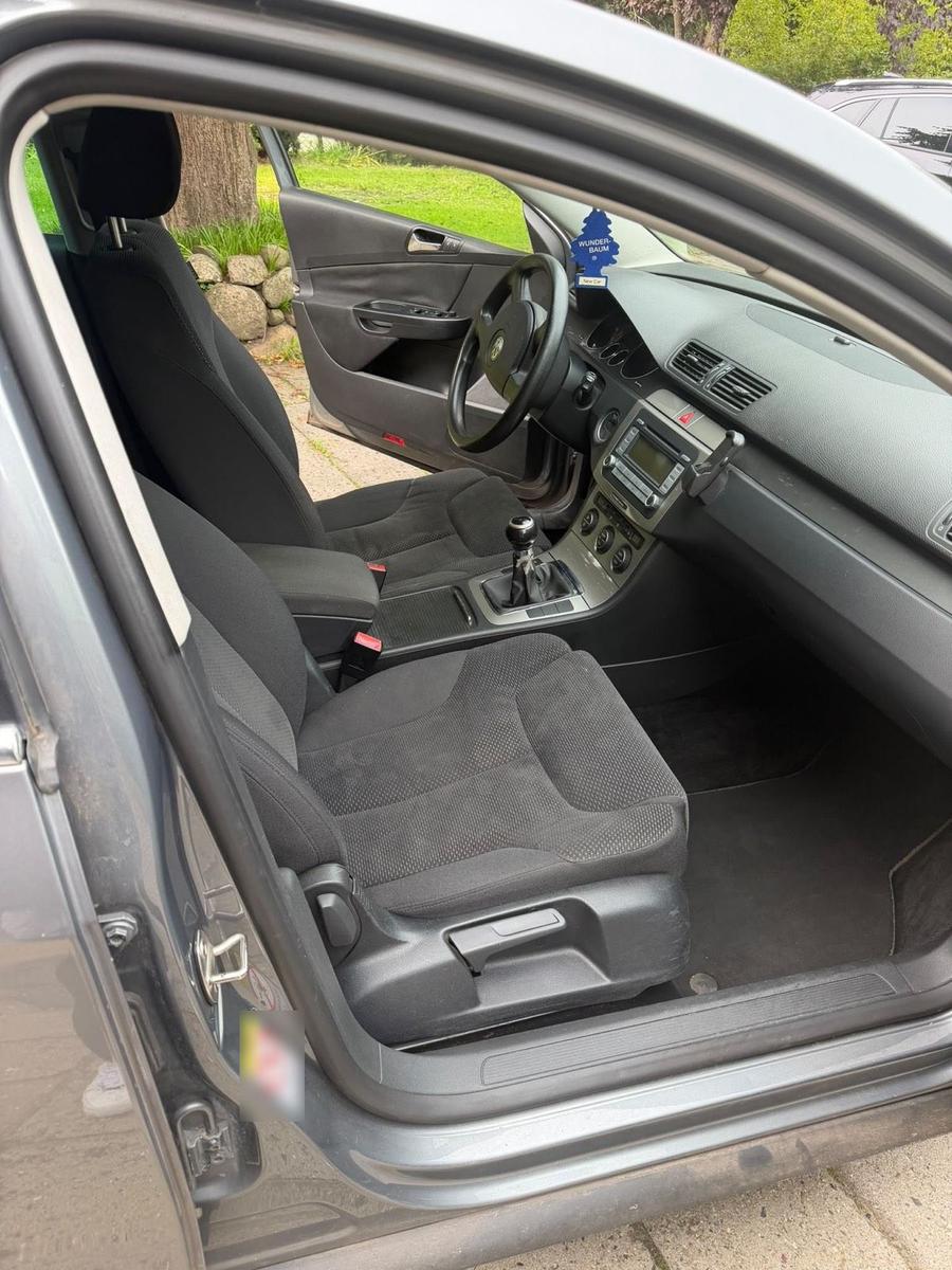 Volkswagen Passat 2007 — photo 11