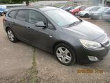 Opel Astra J Sports Tourer Edition - gebrauchte Opel Astra aus dem Jahr 2011